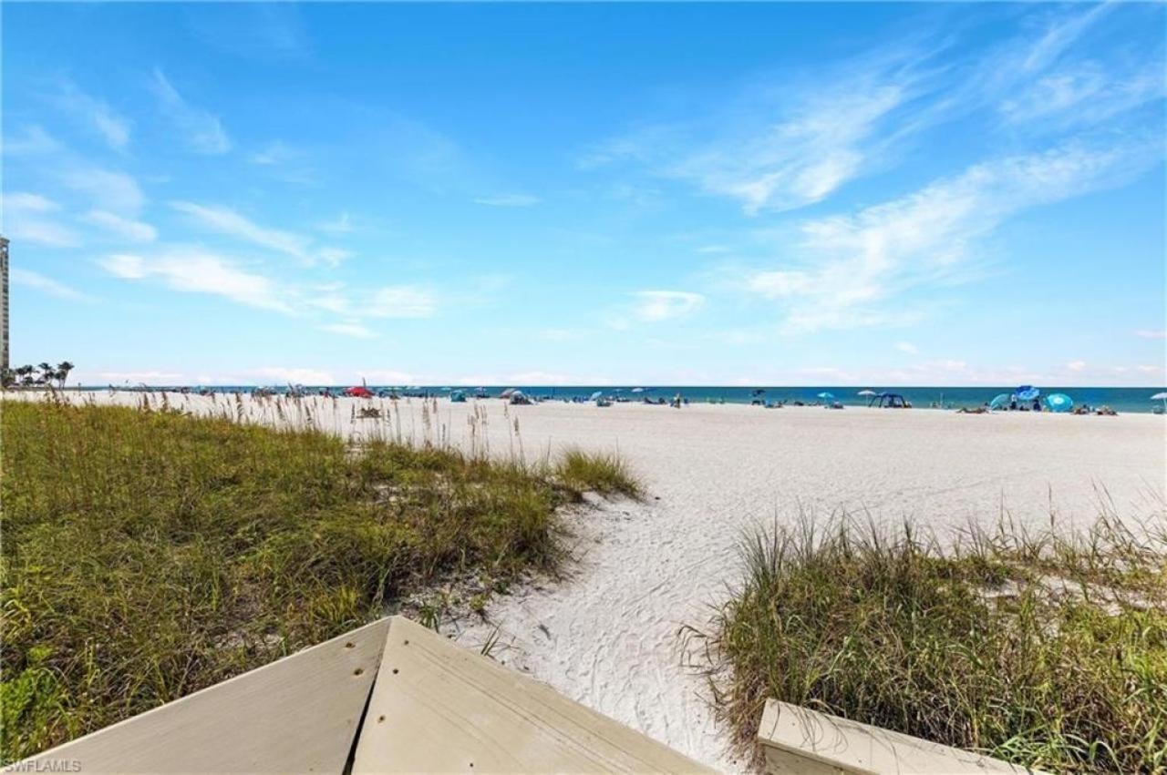 The Sea-Winds Condo I Renovated Beachfront 2 Bed 2 Bath Condo جزيرة ماركو المظهر الخارجي الصورة